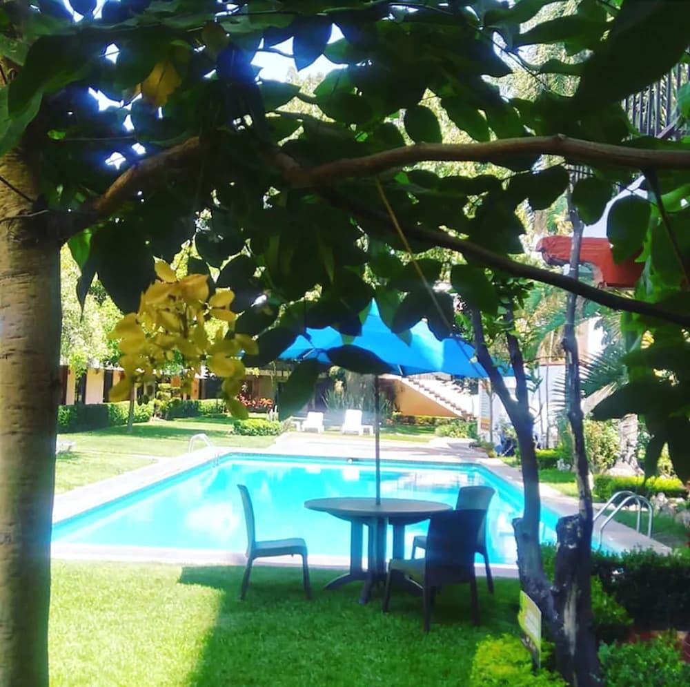 Hotel Puerta Del Sol Guadalajara Zapopan Esterno foto