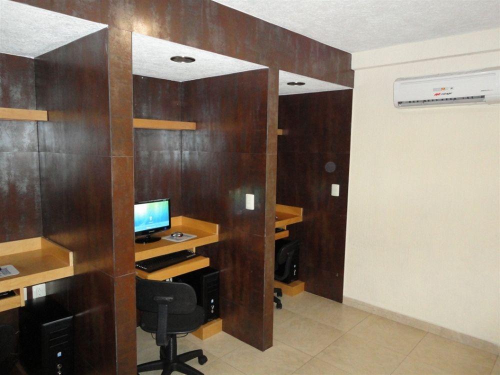 Hotel Puerta Del Sol Guadalajara Zapopan Affari foto