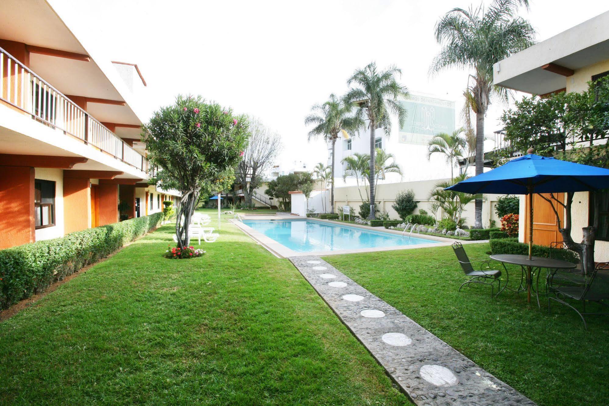 Hotel Puerta Del Sol Guadalajara Zapopan Esterno foto