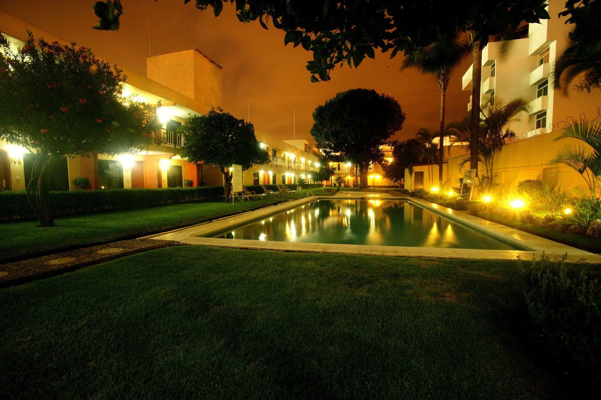 Hotel Puerta Del Sol Guadalajara Zapopan Servizi foto